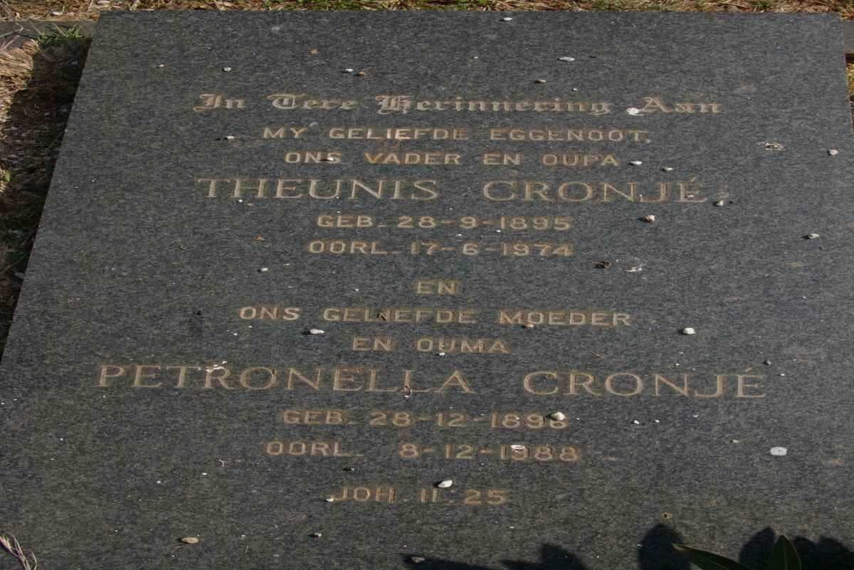 CRONJE Theunis 1895-1974 &amp; Petronella 1896-1988