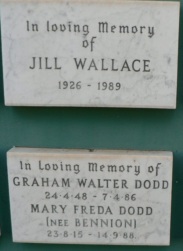 WALLACE Jill 1926-1989 :: DODD Graham Walter 1948-1986 &amp; Mary Freda BENNION 1915-1988