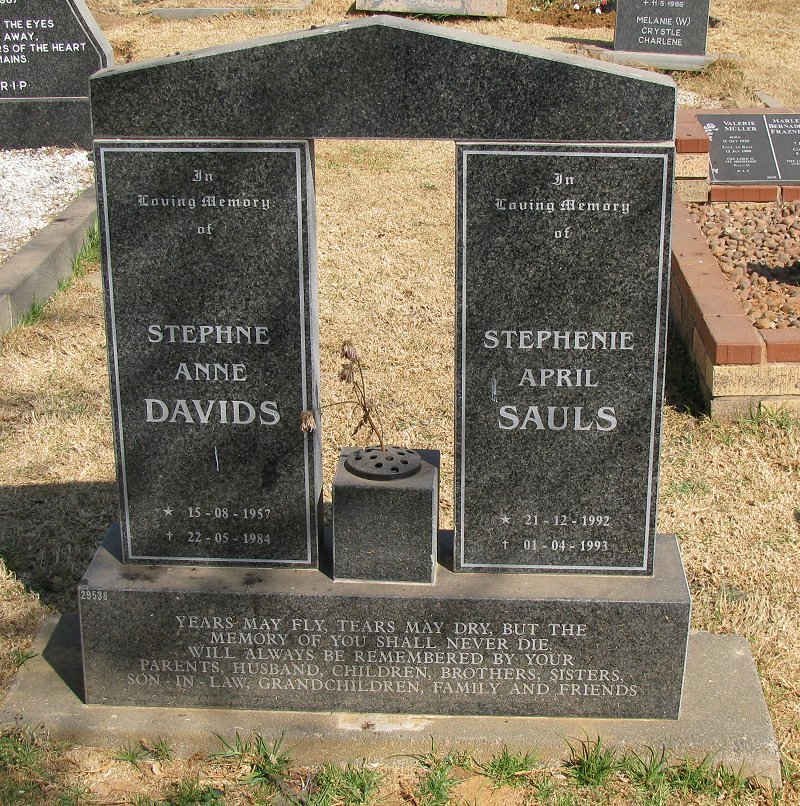 DAVIDS Stephne Anne 1957-1984 :: SAULS Stephenie April 1992-1993