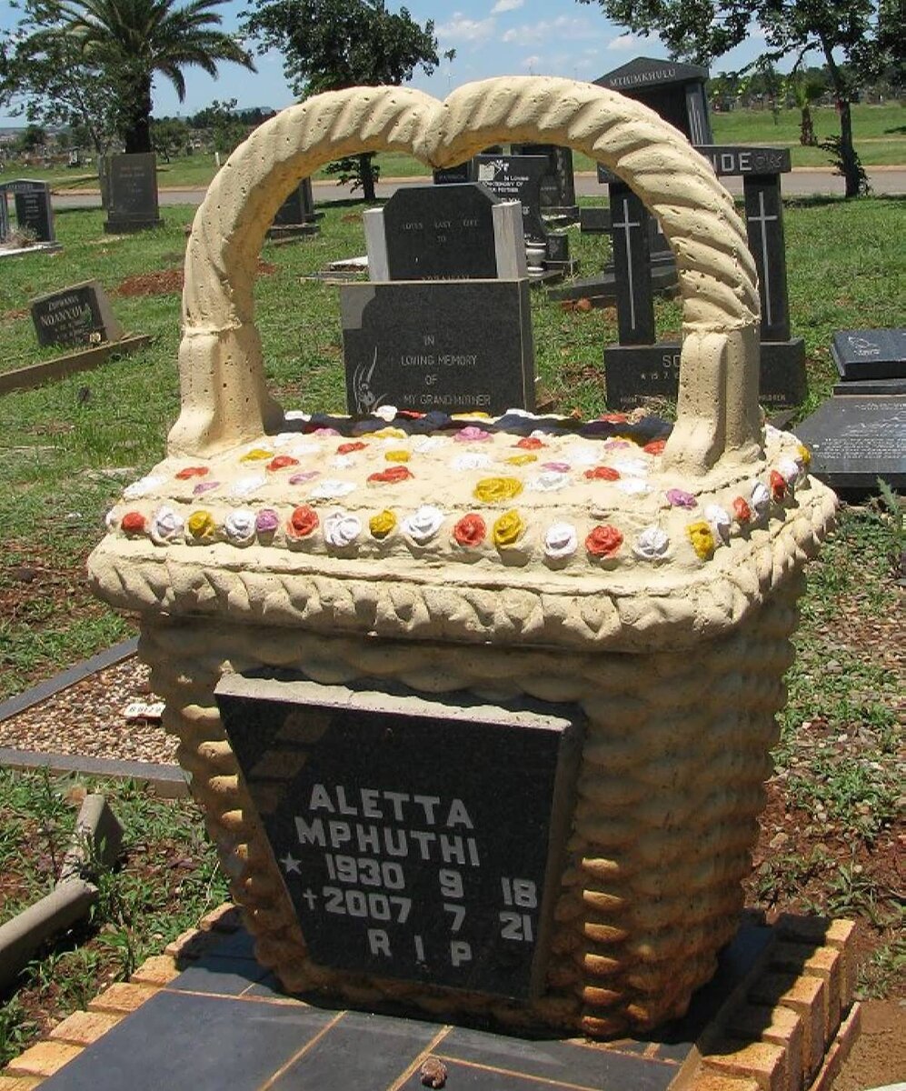 MPHUTHI Aletta 1930-2007