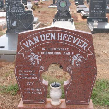 HEEVER Ivy, van den 1923-1999