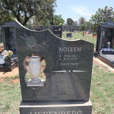 L - Vanne :: Surnames - L