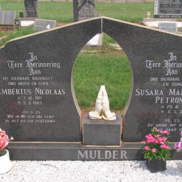 MULDER Lambertus Nicolaas 1911-1982 &amp; Susara Margaretha Petronella 1918-2003