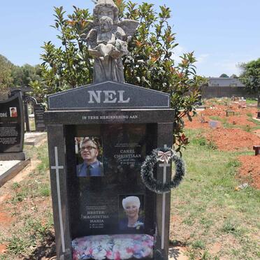 NEL Carel Christiaan 1944-2016 & Hester Magrietha Maria 1945-2020_1