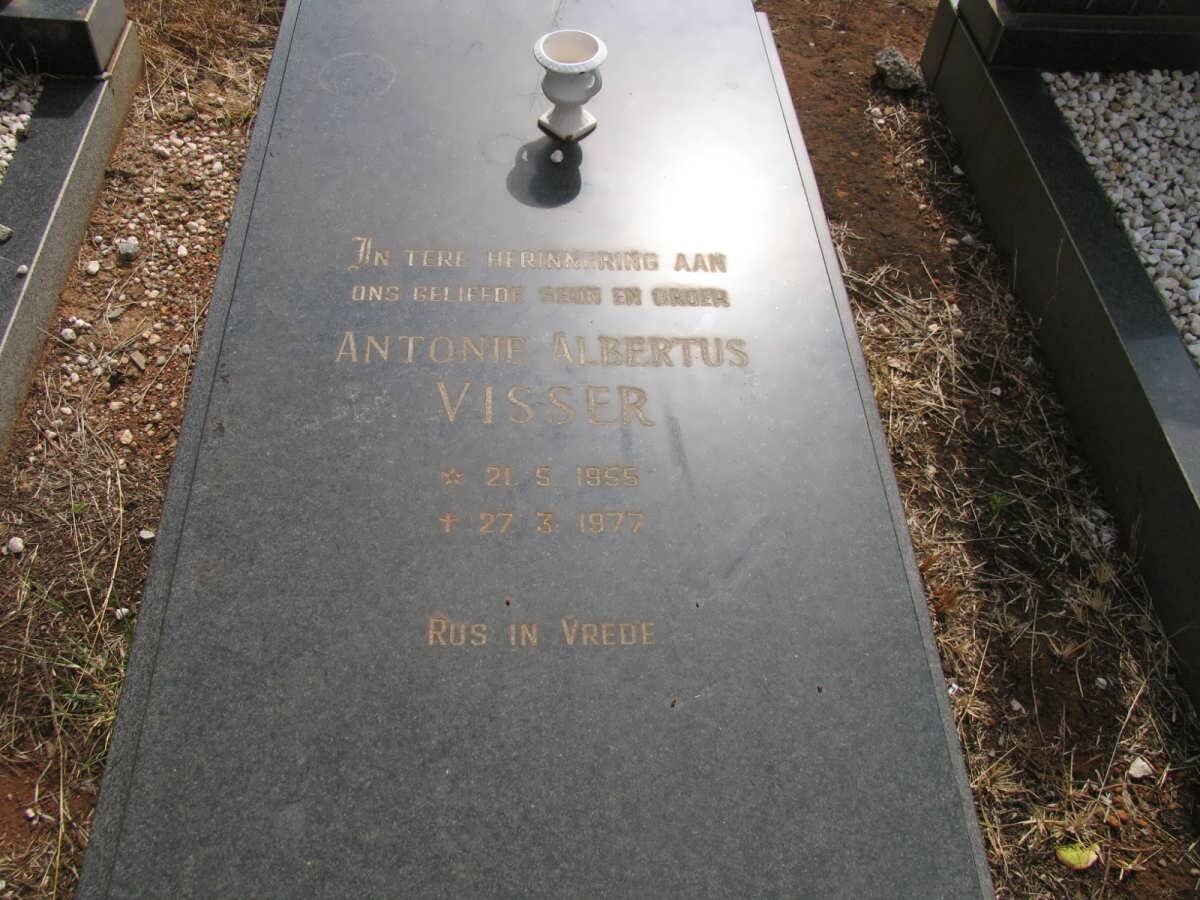 VISSER Antonie Albertus 1955-1977