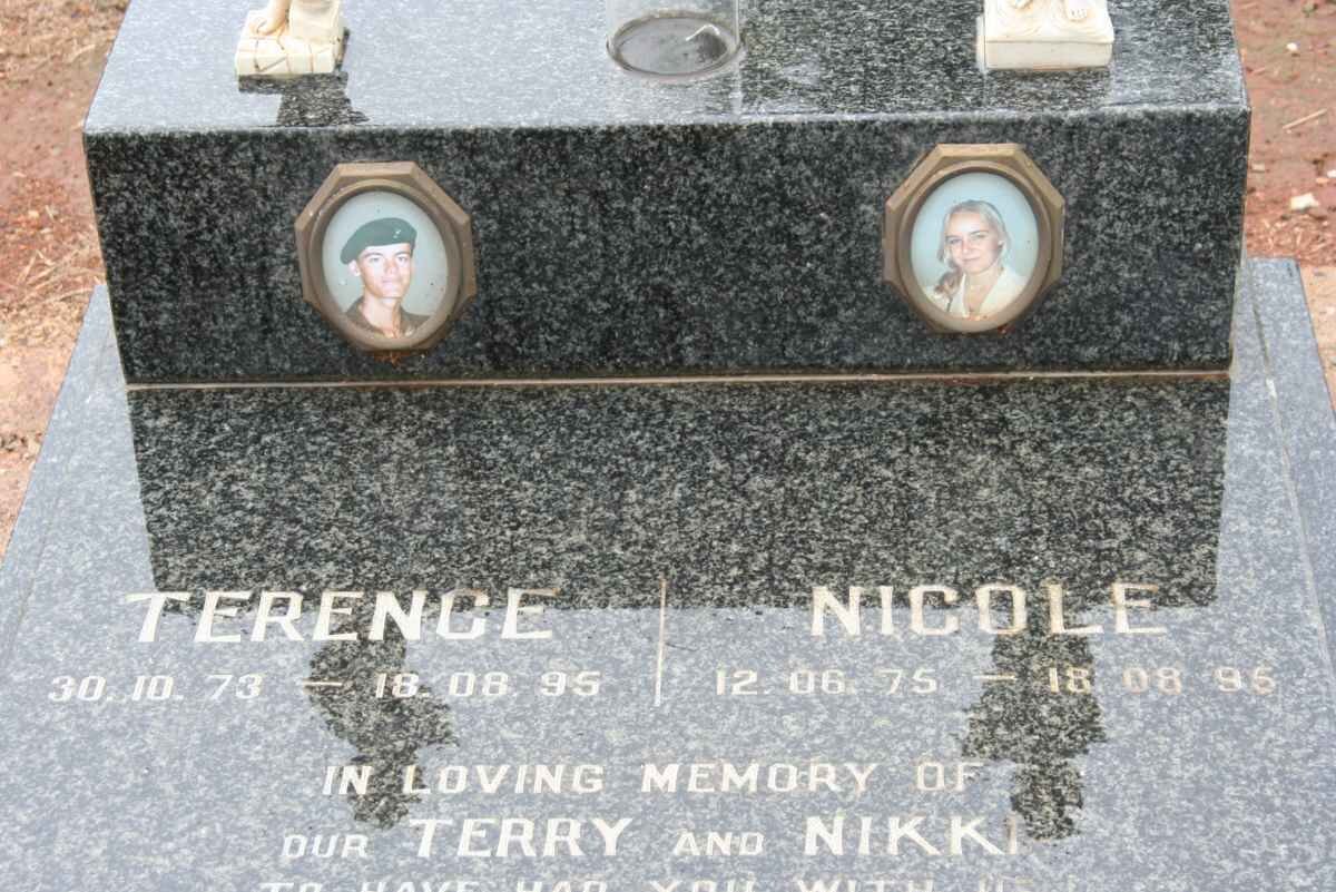 WYK Terence, van 1973-1995 :: VAN WYK Nicole 1975-1995