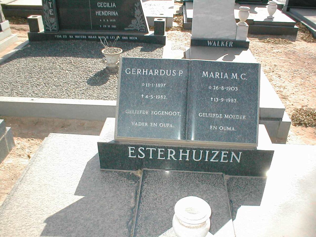 ESTERHUIZEN Gerhardus P. 1897-1982 &amp; Maria M.C. 1903-1982