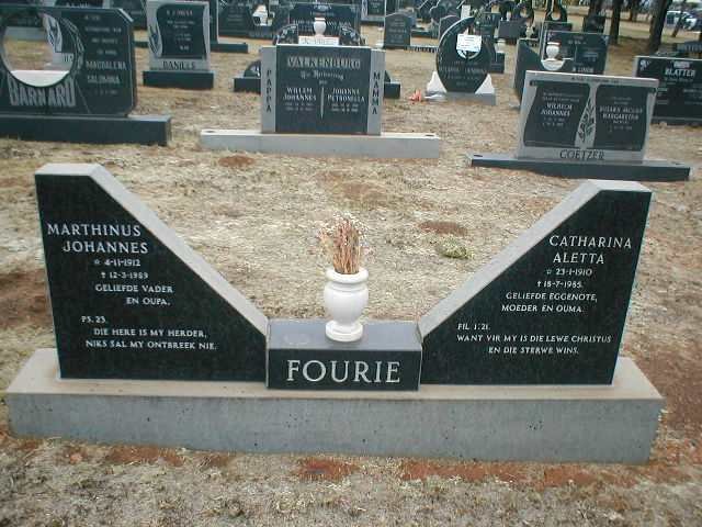 FOURIE Marthinus Johannes 1912-1989 &amp; Catharina Aletta 1910-1985