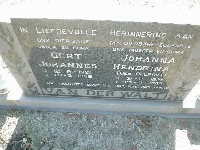 WALT Gert, van der 1921-1996 &amp; Johanna Hendrina DELPORT 1925-1987