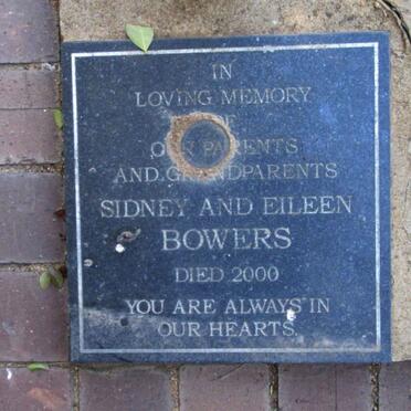BOWERS Sidney -2000 & Eileen -2000