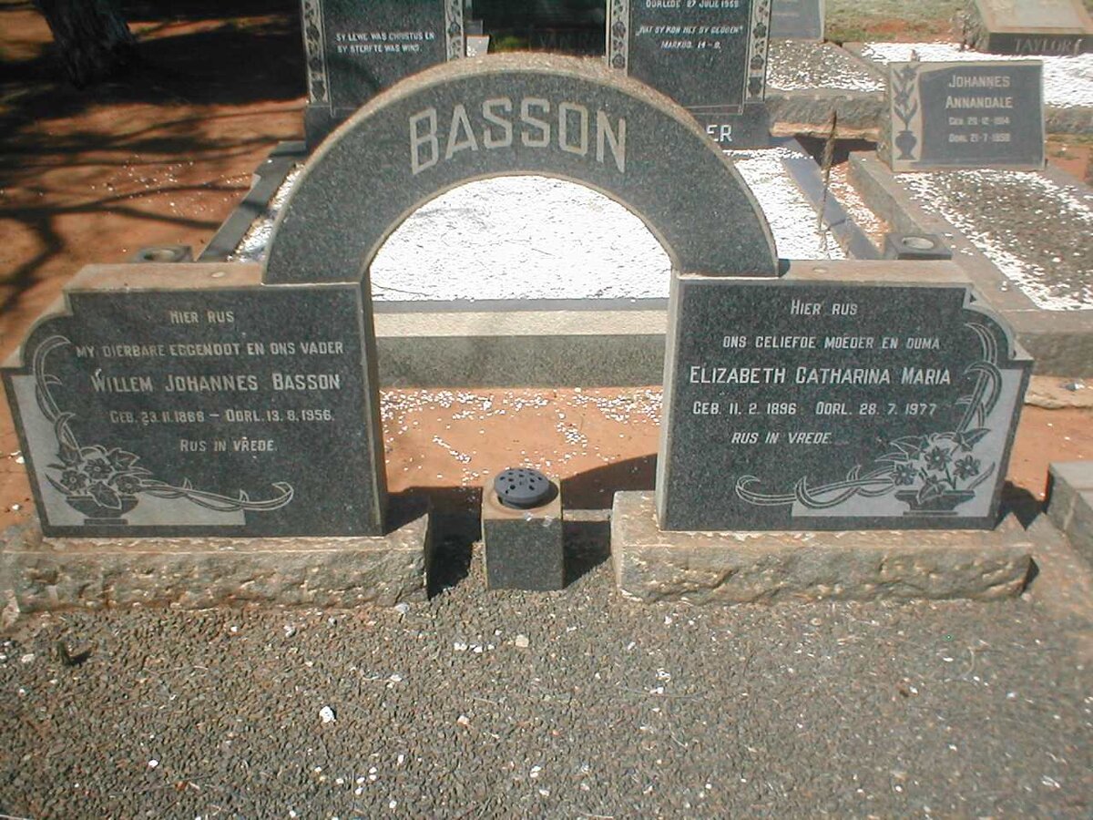 BASSON Willem Johannes 1888-1956 &amp; Elizabeth Catharina  Maria 1896-1977