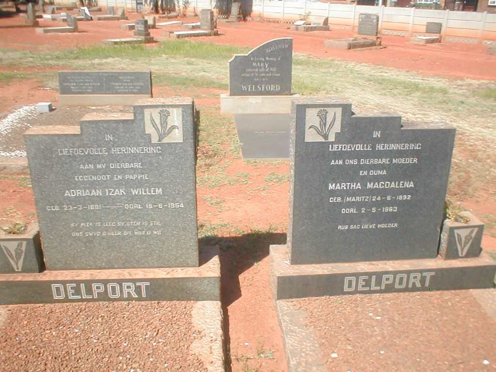 DELPORT Adriaan Izak Willem &amp; 1881-1954 Martha Magdalena MARITZ 1892-19?3