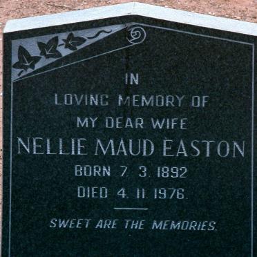 EASTON Nellie Maud 1892-1976