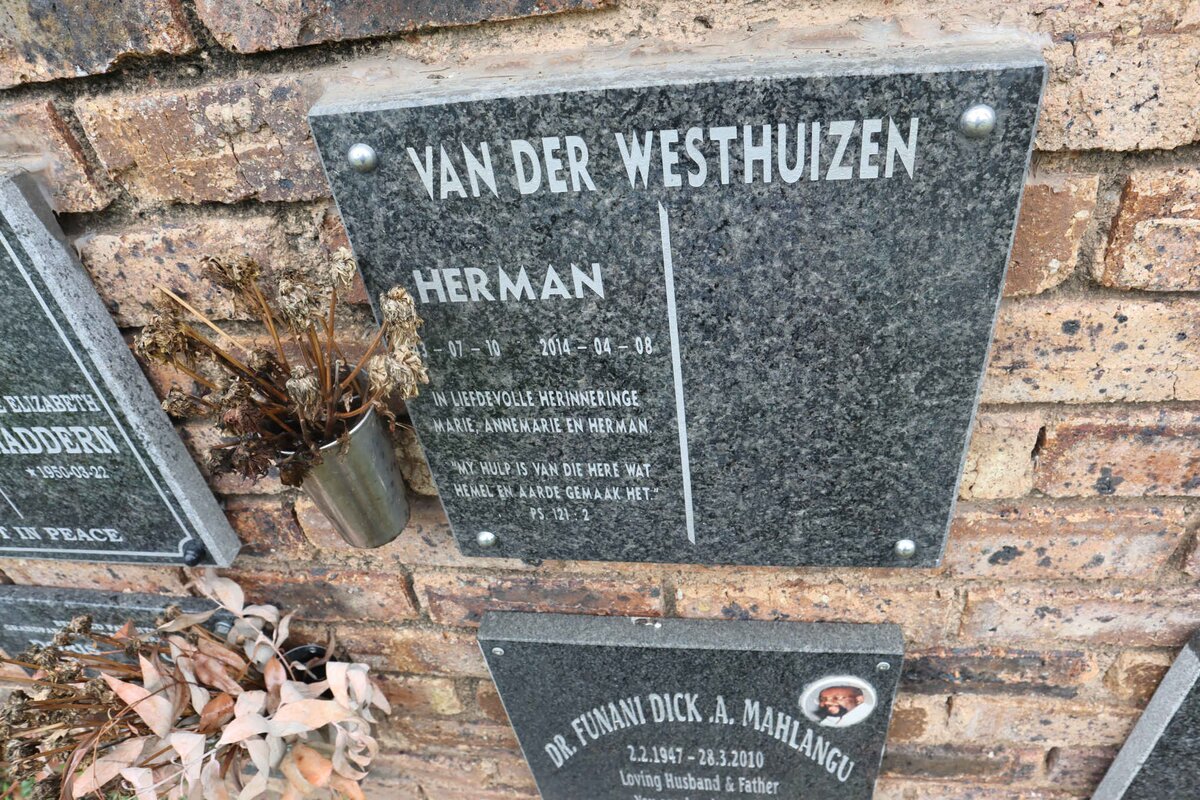 WESTHUIZEN Herman, van der 1943-2014