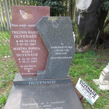 DUVENAGE Theunis Hasie 1928-2007 &amp; Martha Sophia Maria 1930-2007