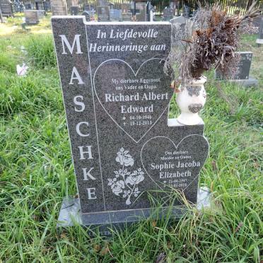 MASCHKE Richard Albert Edward 1946-2013 &amp; Sophia Jacoba Elizabeth 1947-2016