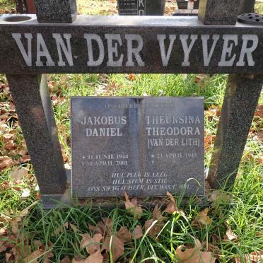 VYVER Jakobus Daniel, van der 1944-2001 &amp; Theunisina Theodora VAN DER LITH 1949-