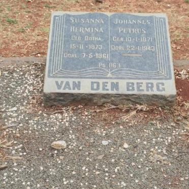 BERG Johannes Petrus, van den 1871-1943 &amp; Susanna Hermina BOTHA 1873-1961