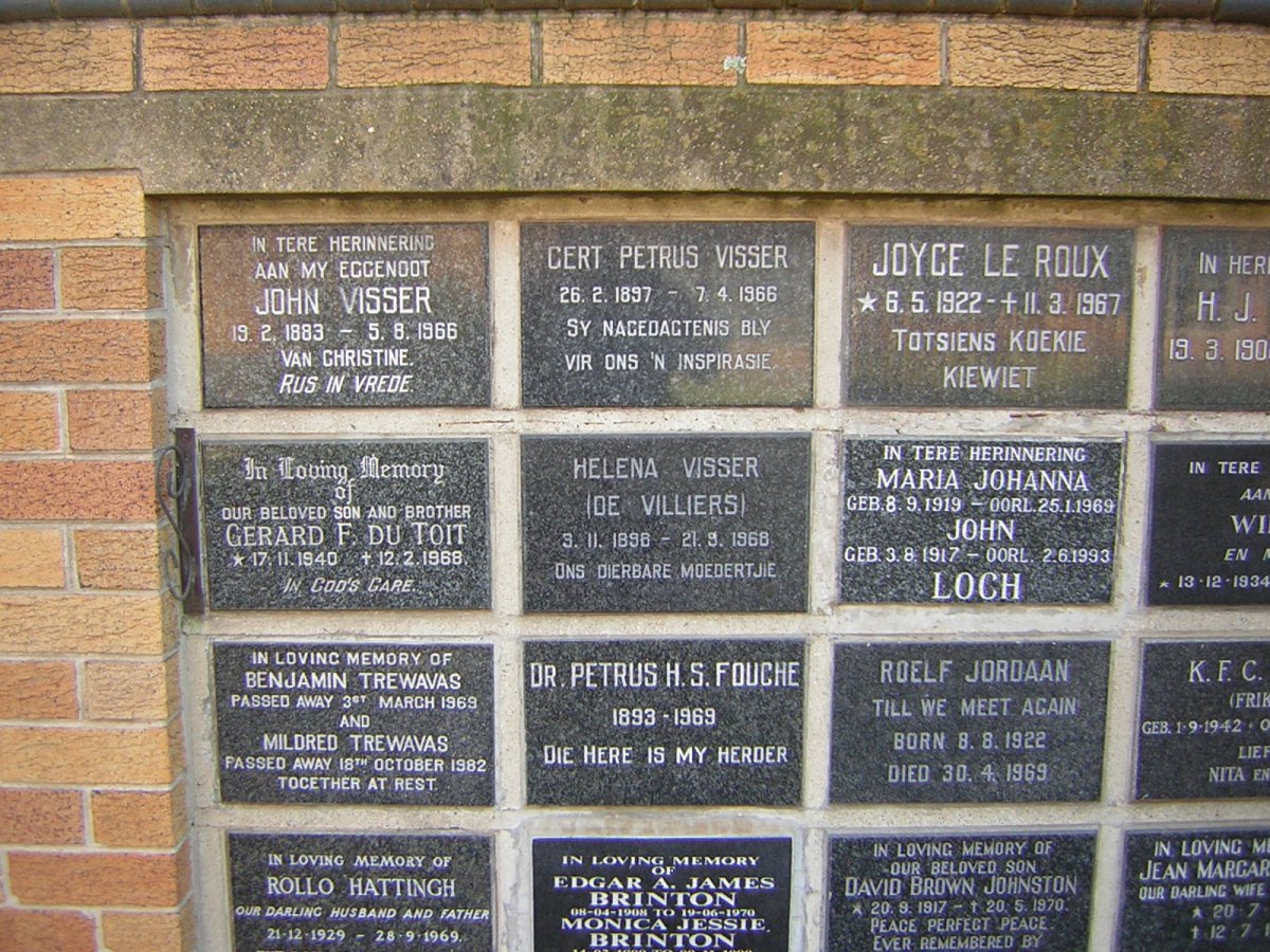 19. Memorial wall