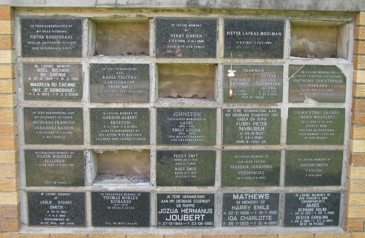 02. Memorial wall