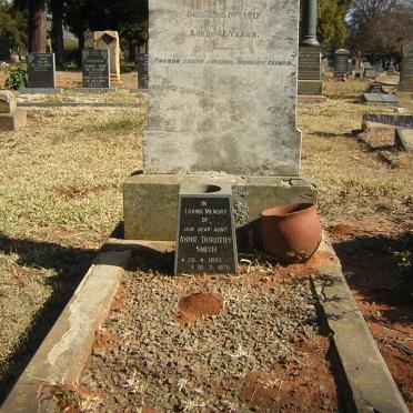 SMITH James -1917 :: SMITH Annie Dorothy 1893-1979