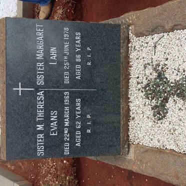 EVANS M. Theresa -1969 :: LAHN Margaret -1978