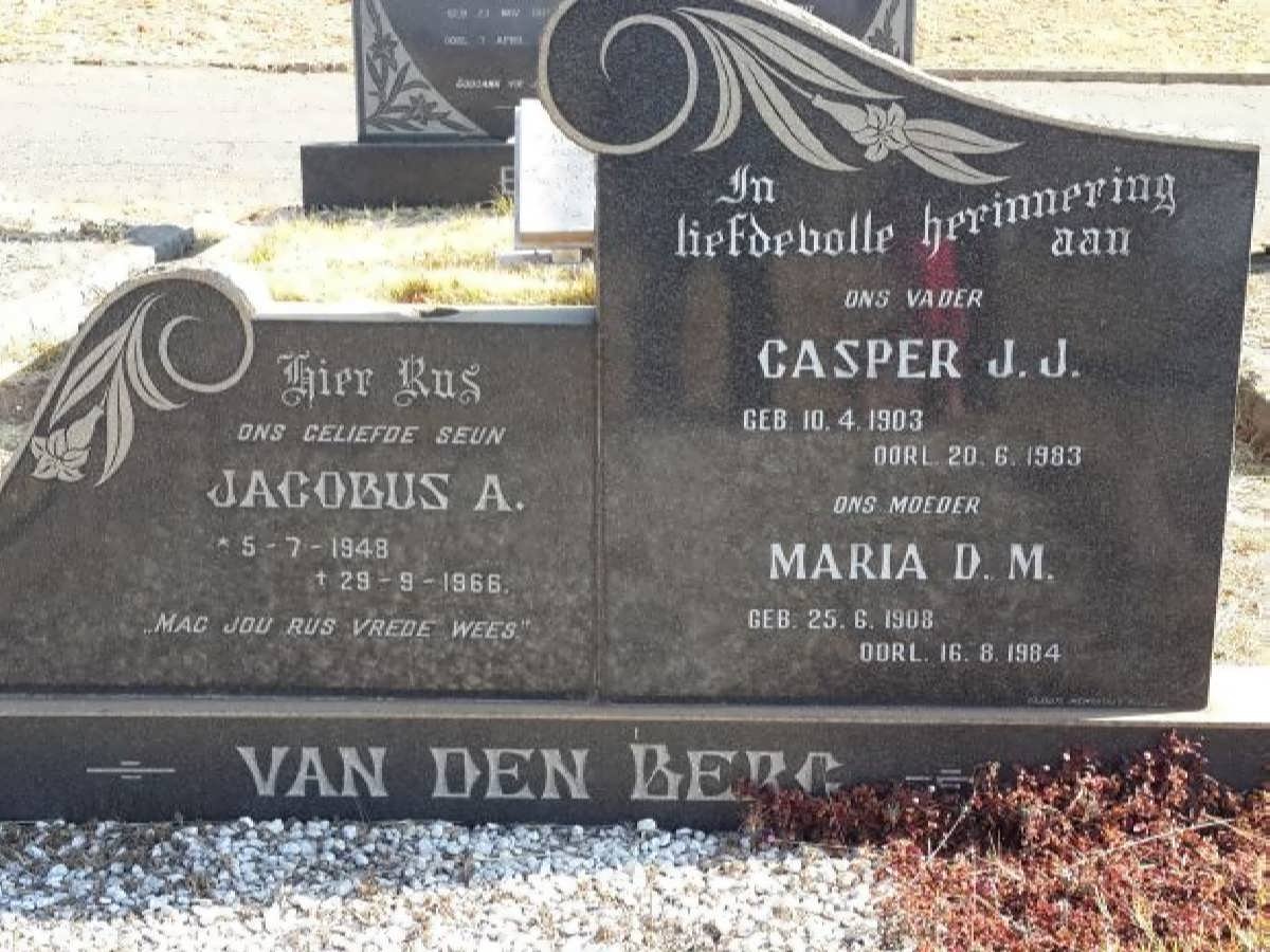 BERG Casper J.J., van den 1903-1983 &amp; Maria D.M. 1908-1984 :: VAN DEN BERG Jacobus A. 1948-1966