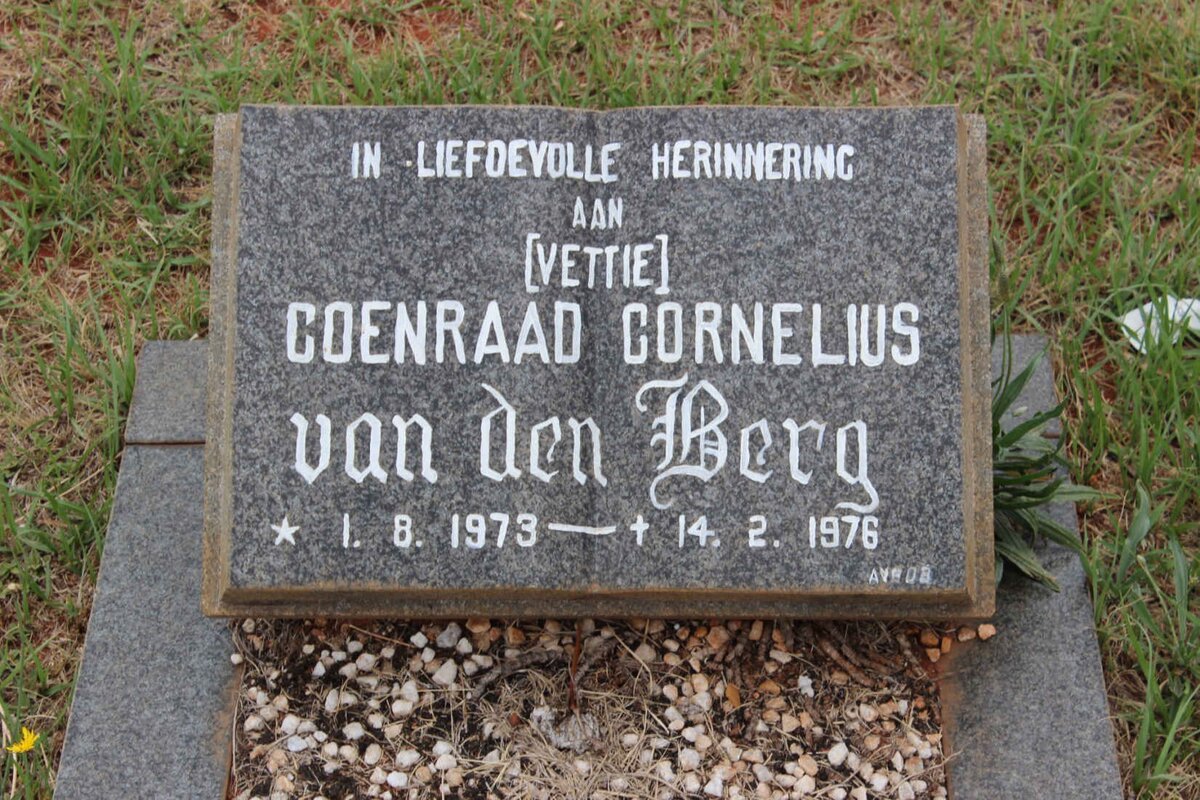 BERG Coenraad Cornelius, van den 1973-1976