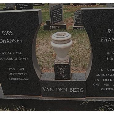 BERG Dirk Johannes, van den 1914-1984 &amp; Ruby Frances 1915-1995