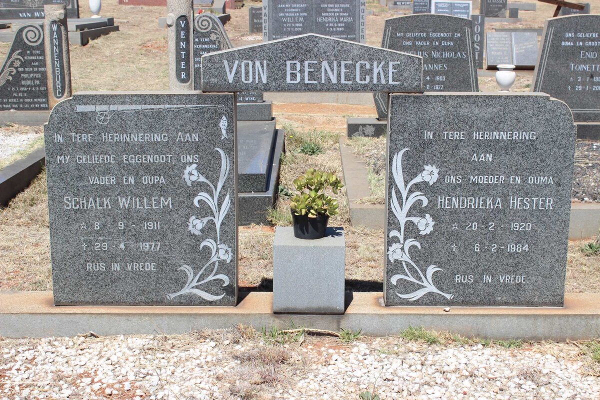 BENECKE Schalk Willem, von 1911-1977 &amp; Hendrieka Hester 1920-1984