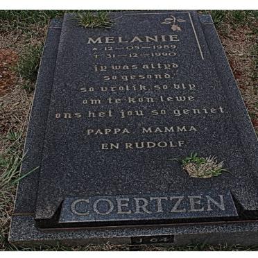 COERTZEN Melanie 1989-1990