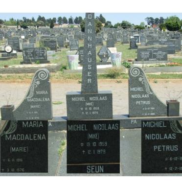 DANNHAUSER Michiel Nicolaas Petrus 1918-1988 &amp; Maria Magdalena 1916-1976 :: DANNHAUSER Michiel Nicolaas 1959-1979