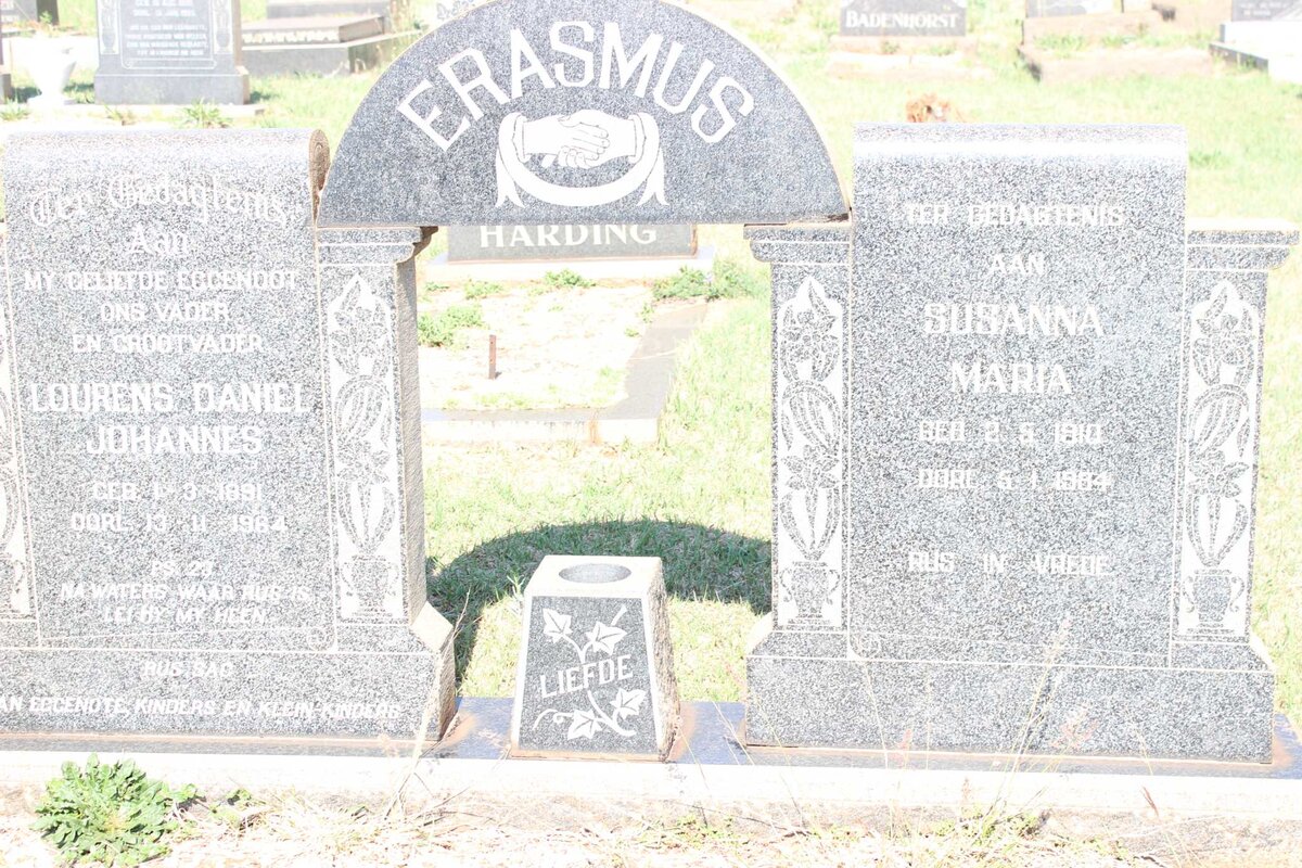 ERASMUS Lourens Daniel Johannes 1891-1964 &amp; Susanna Maria 1910-1984