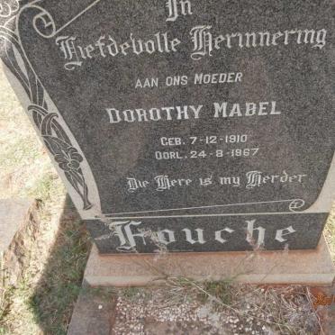 FOUCHE Dorothy Mabel 1910-1967