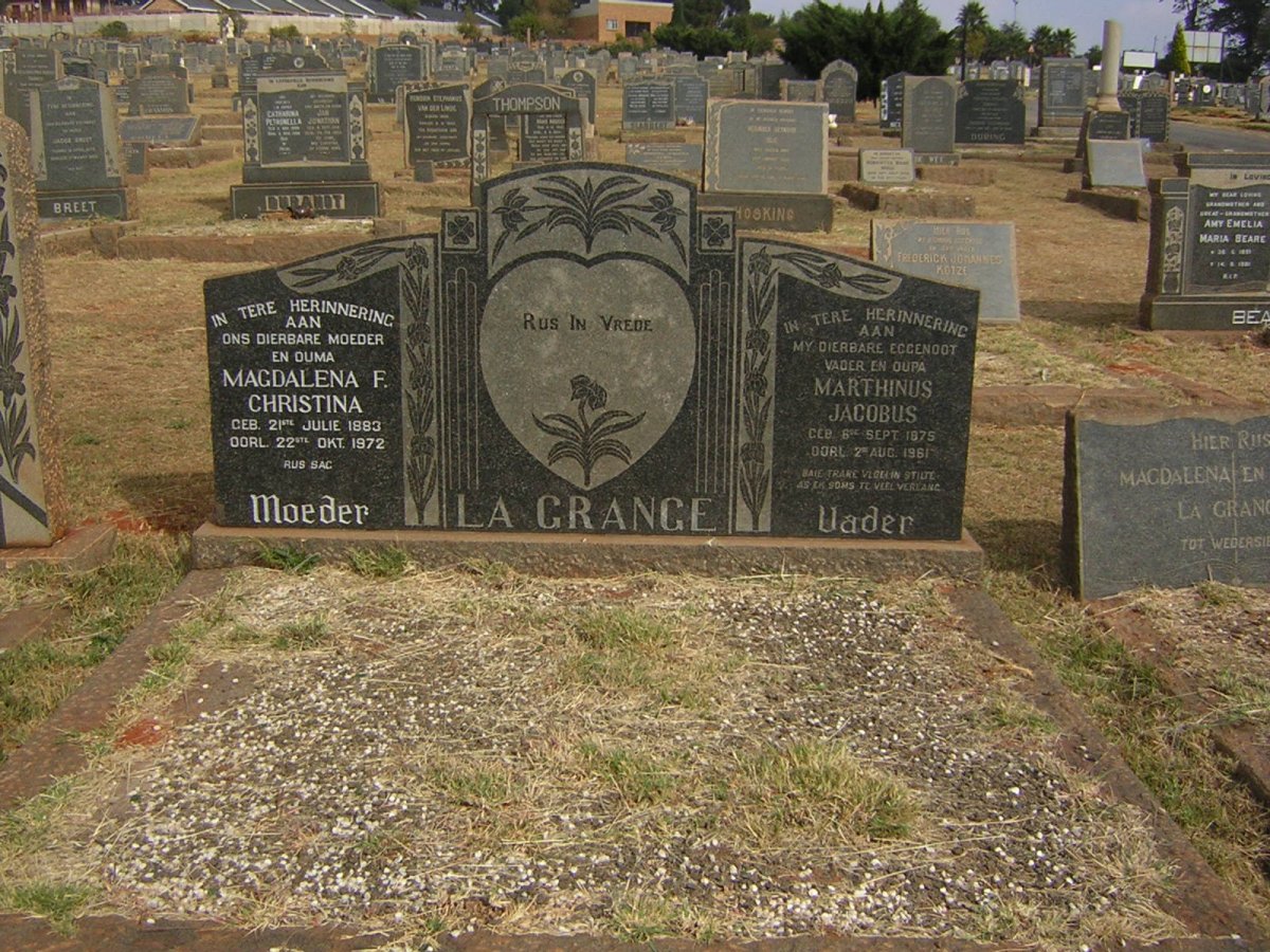 GRANGE Marthinus Jacobus, la 1875-1961 &amp; Magdalena F. Christina 1883-1972
