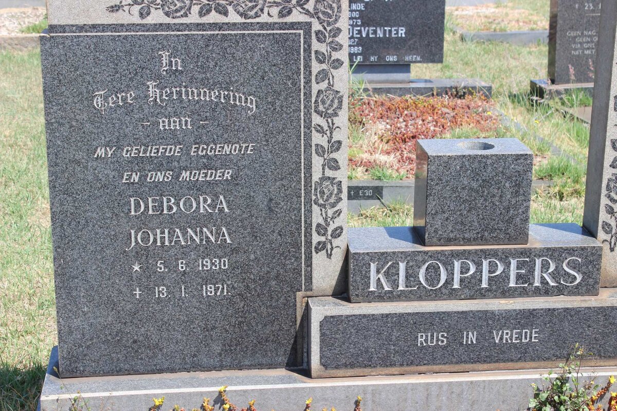 KLOPPERS Gert Pieter 1924-1975 &amp; Debora Johanna 1930-1971