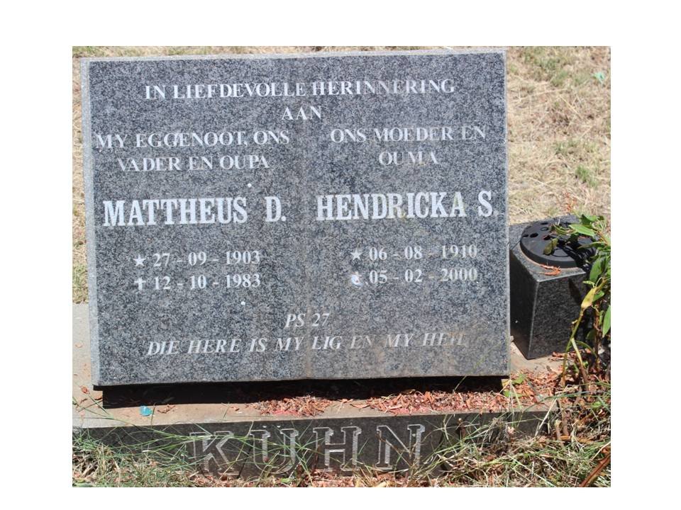 KUHN Mattheus D. 1903-1983 &amp; Hendricka S. 1910-2000