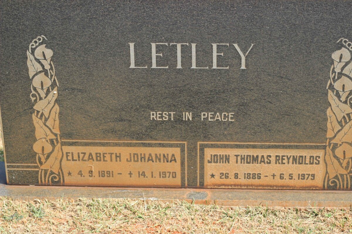 LETLEY John Thomas Reynolds 1886-1979 &amp; Elizabeth Johanna 1891-1970