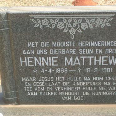 MATTHEWS Hennie 1968-1981