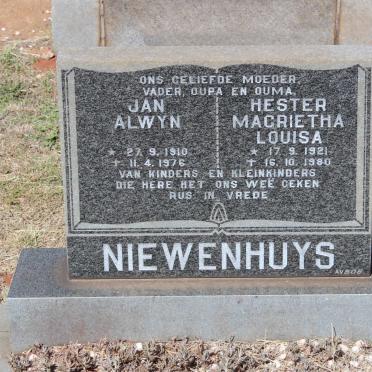 NIEWENHUYS Jan Alwyn 1910-1976 &amp; Hester Magrietha Louisa 1921-1980