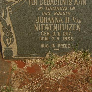 NIEWENHUIZEN Johanna H., van 1917-1955