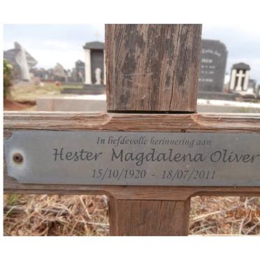 OLIVER Hester Magdalena 1920-2011