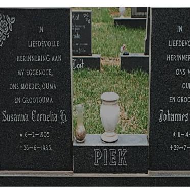 PIEK Johannes Michiel 1911-1988 &amp; Susanna Cornelia H. 1905-1985