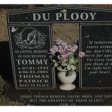PLOOY Thomas Patrick, du 1939-2001