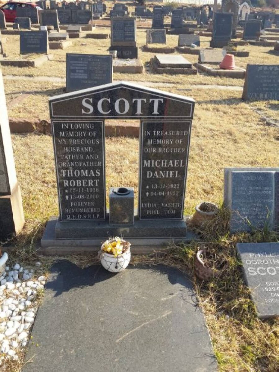 SCOTT Thomas Robert 1936-200? :: SCOTT Michael Daniel 1922-1952