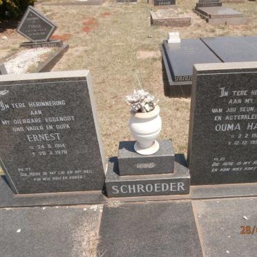 SCHROEDER Ernest 1914-1978 &amp; Hannie 1922-1997