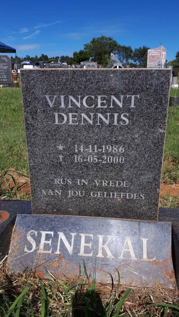 SENEKAL Vincent Dennis 1986-2000