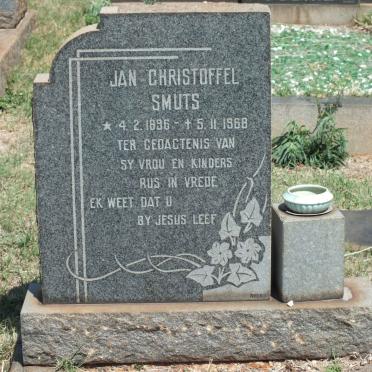 SMUTS Jan Christoffel 1896-1968