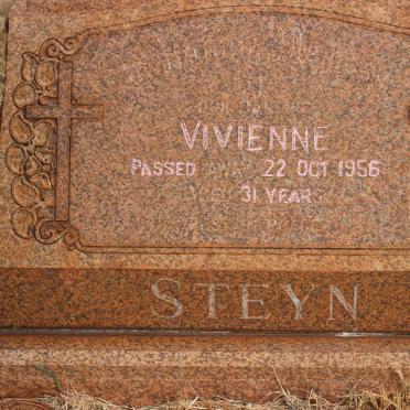 STEYN Vivienne -1956
