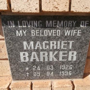BARKER Magriet 1926-1996